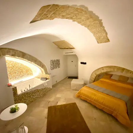 Guesthost - Number 12 Luxury * Bari